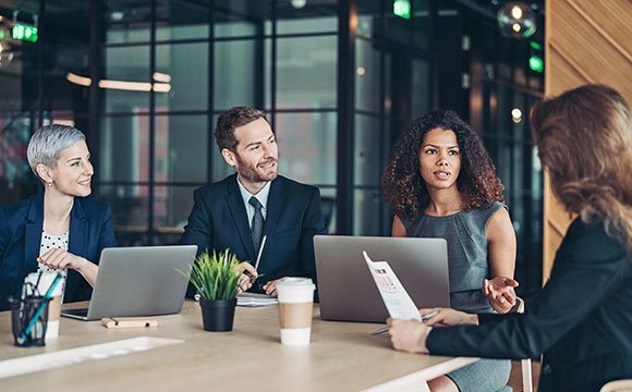 HR team consulting companies and candidates